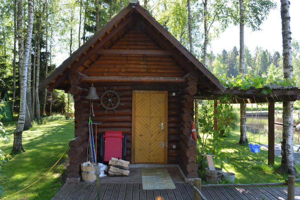 Holiday Home Berzlejas Upesgriva Eksteriør billede